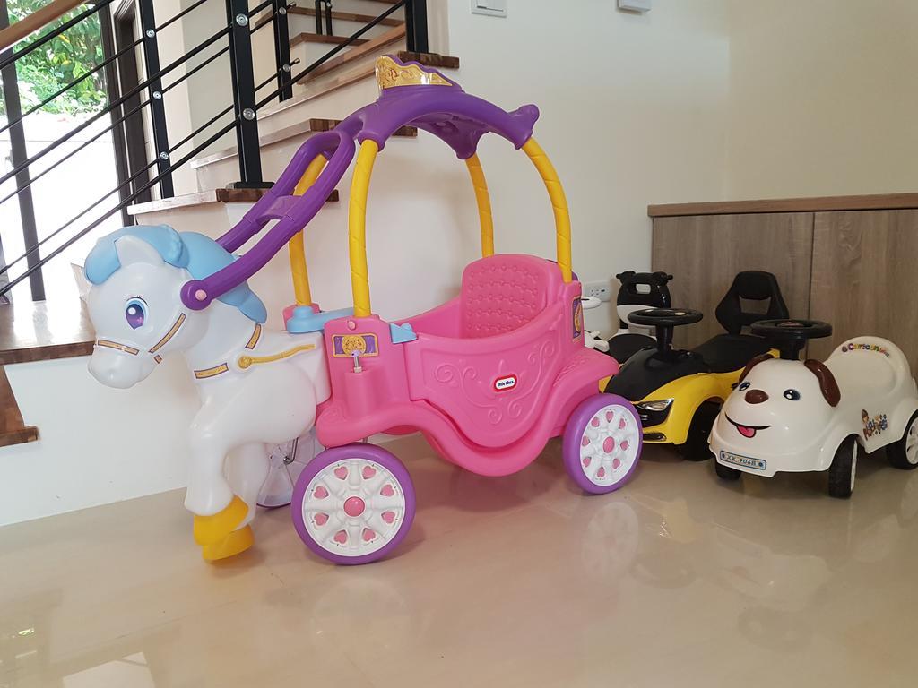 Childlike Innocence Homestay เมืองฮวาเหลียน ภายนอก รูปภาพ