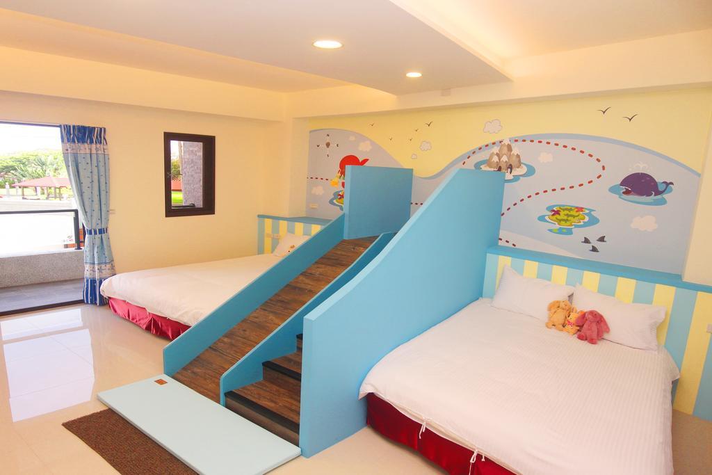 Childlike Innocence Homestay เมืองฮวาเหลียน ภายนอก รูปภาพ