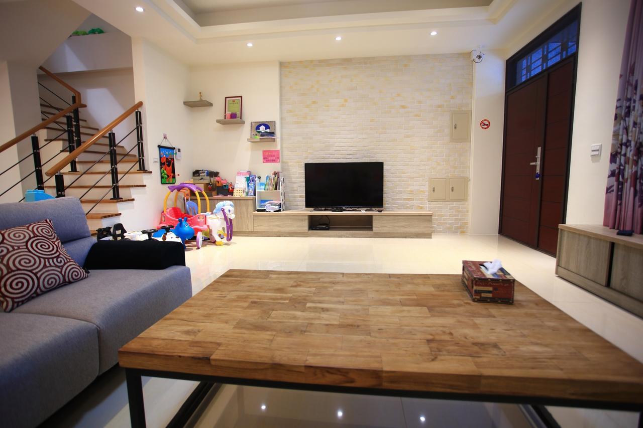Childlike Innocence Homestay เมืองฮวาเหลียน ภายนอก รูปภาพ
