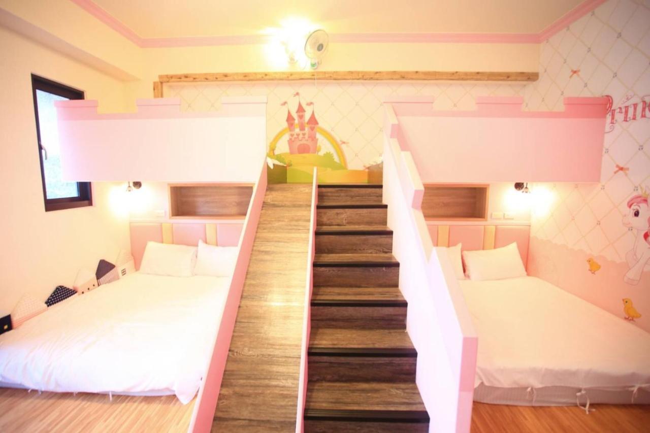 Childlike Innocence Homestay เมืองฮวาเหลียน ภายนอก รูปภาพ