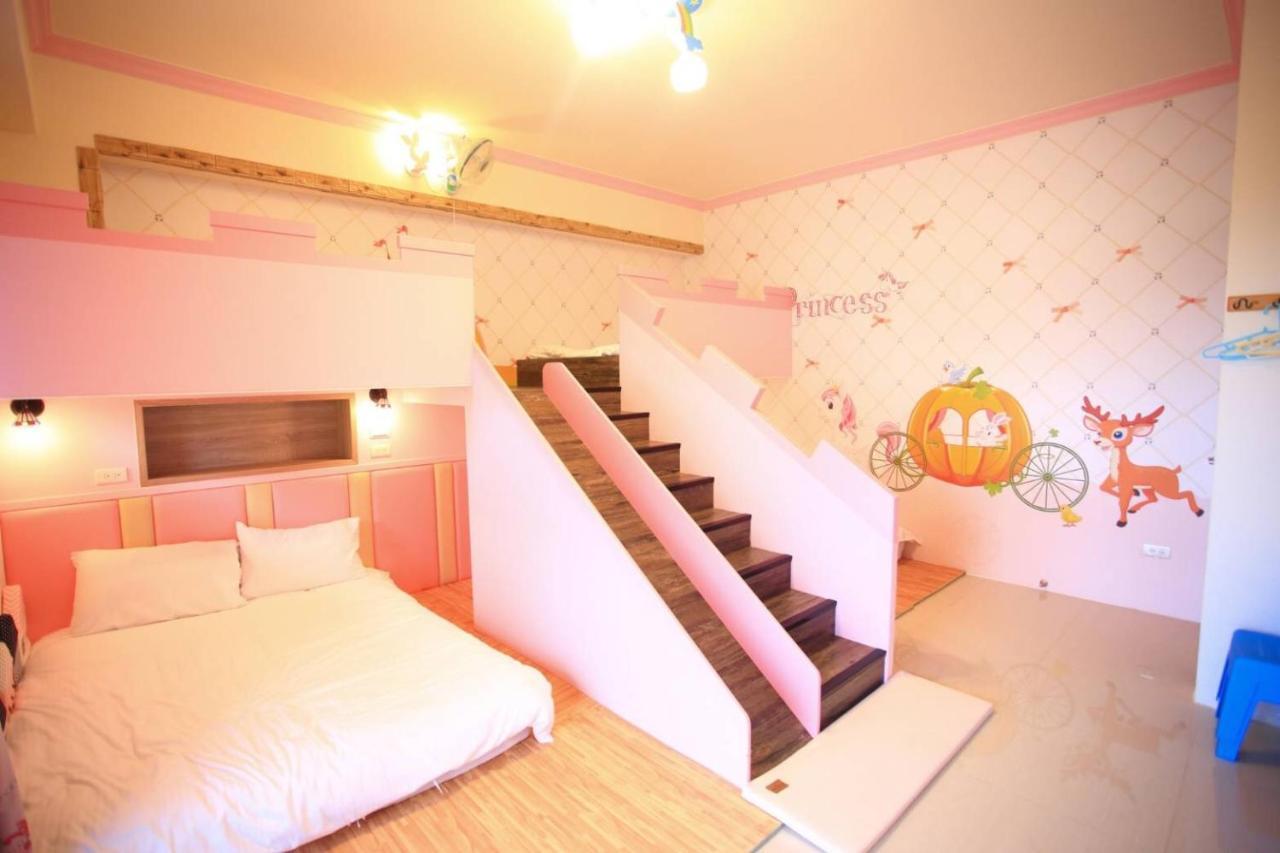 Childlike Innocence Homestay เมืองฮวาเหลียน ภายนอก รูปภาพ