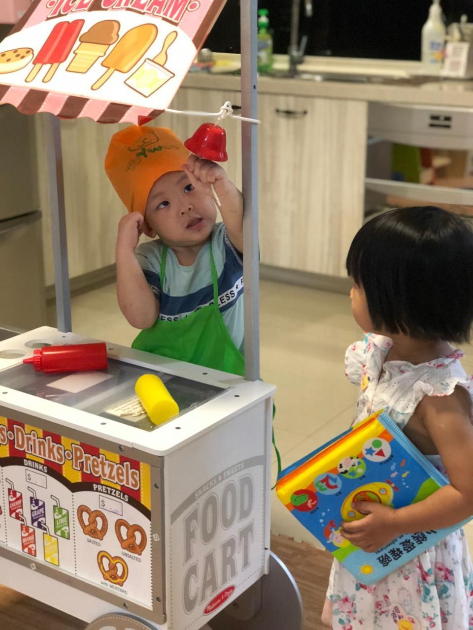 Childlike Innocence Homestay เมืองฮวาเหลียน ภายนอก รูปภาพ