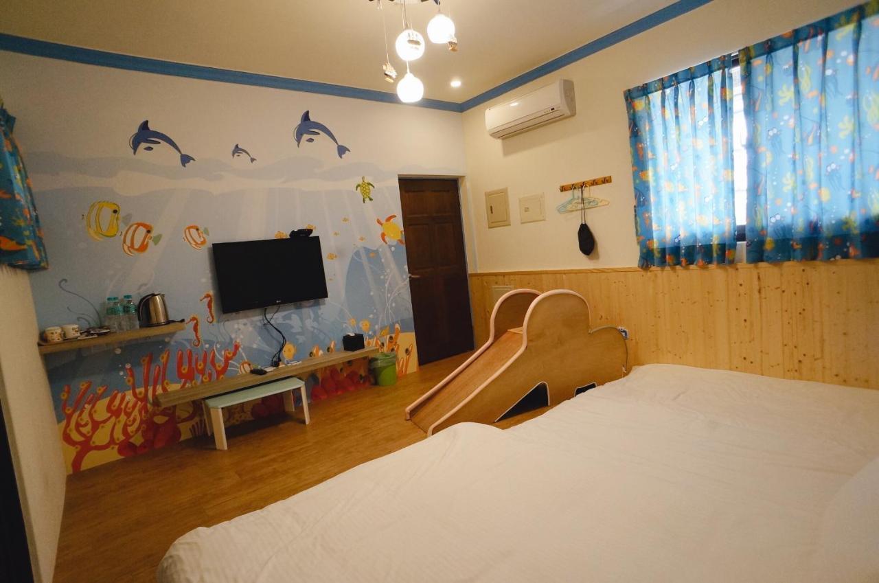 Childlike Innocence Homestay เมืองฮวาเหลียน ภายนอก รูปภาพ